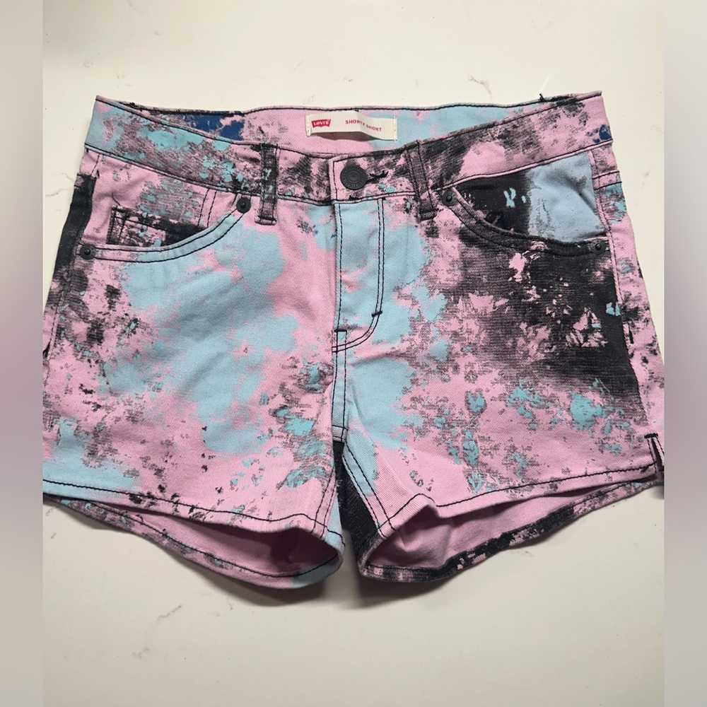 Girls Levi’s Pink Shorts-Size 12reg